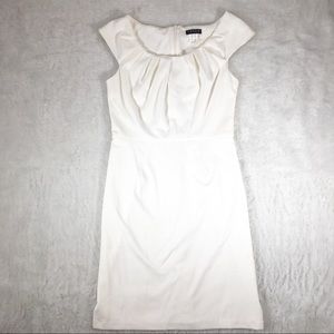 🔥2 for $15🔥Venus Off White Fitted Sheath Dress